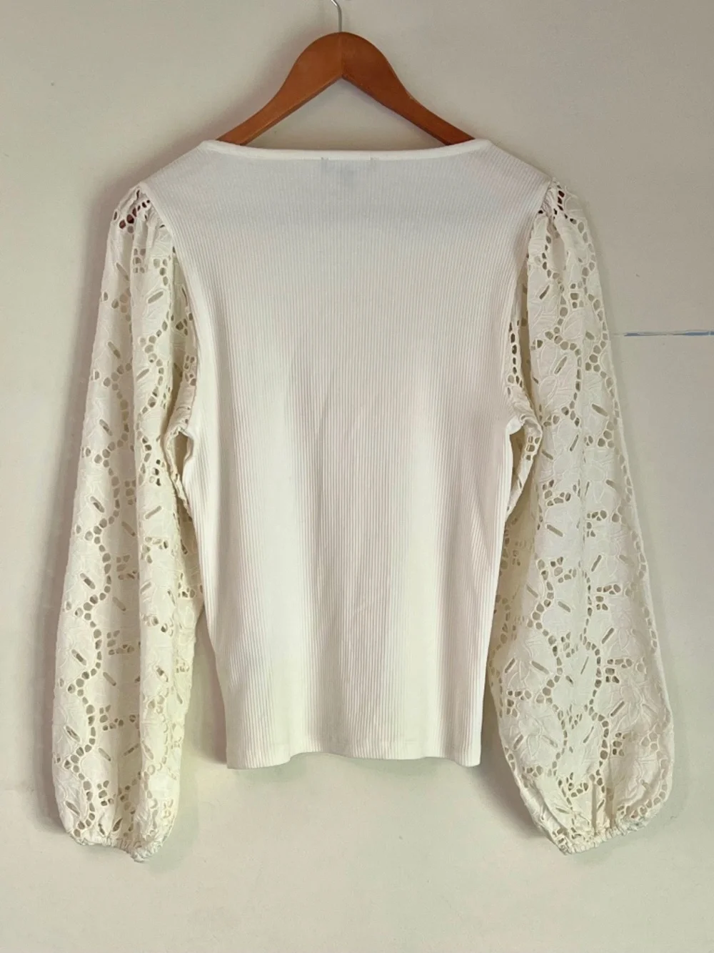 J. CREW Ivory Ribbed Knit Top with Eyelet Lace Puff Sleeves | Size Medium